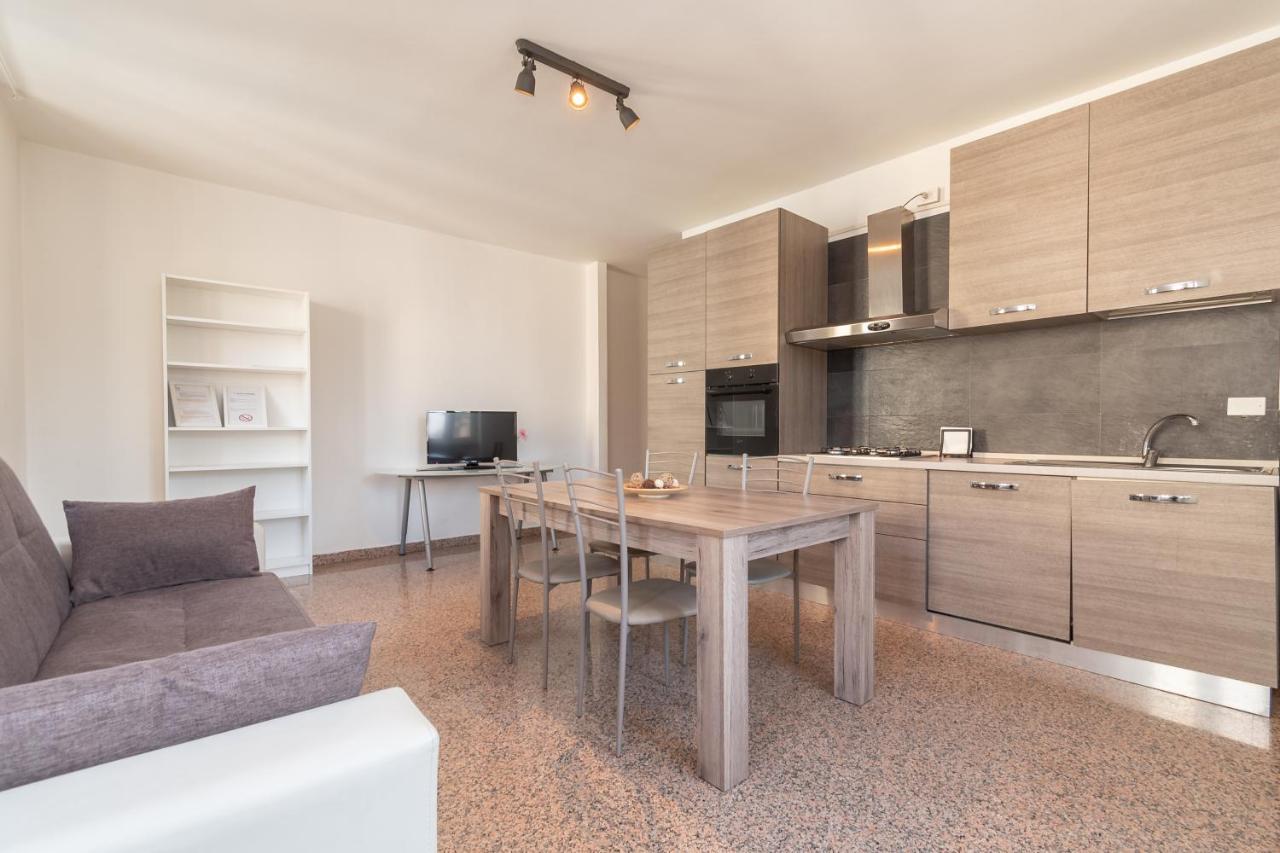 Appartamento Piazza Garibaldi - F&L Apartment Brescia Extérieur photo