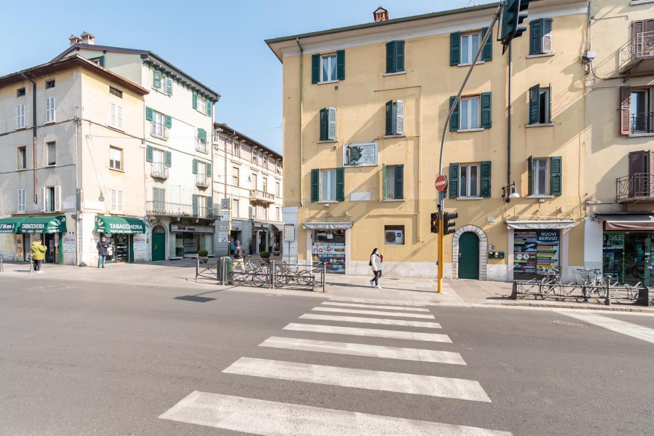 Appartamento Piazza Garibaldi - F&L Apartment Brescia Extérieur photo