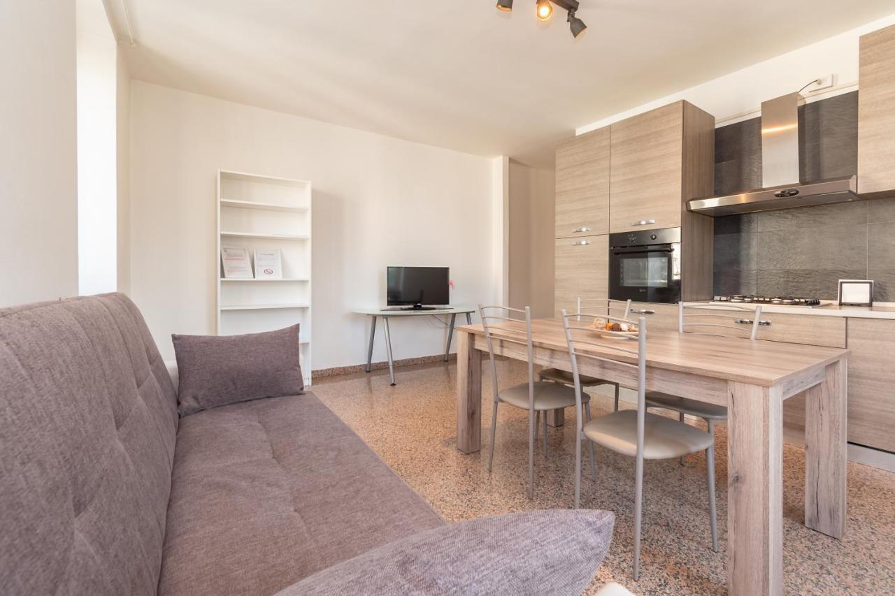 Appartamento Piazza Garibaldi - F&L Apartment Brescia Extérieur photo